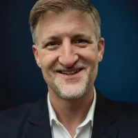 Roy Vella