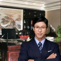Yifan Zeng