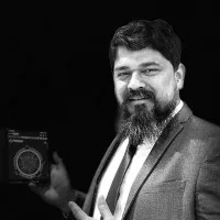 Asghar Khan