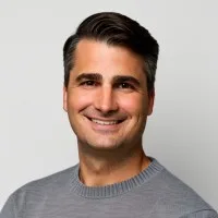 Travis Skelly