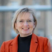 Niki McKenzie