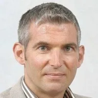 Simon Nixon