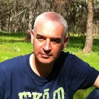 Yaniv Straus