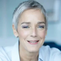 Elizabeth Douville