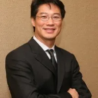 Andrew T Yang
