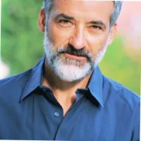 Avi Shechter