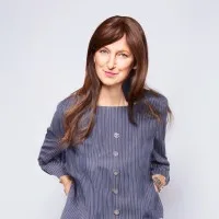 Leesa S.