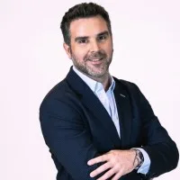 Luis Alejandro Fernandez Zang