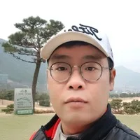 Jeongho Lee