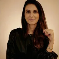 Camila Carnevale Couto Costantino