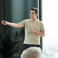 Niklas Leske
