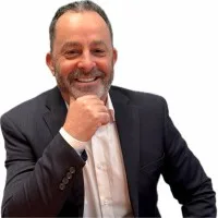 Bernard Mills