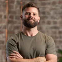 Andrew Larsen