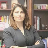 Roia Shefayee