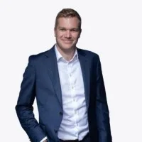 Simon Peet