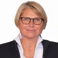 Ilona E Simpson