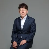 Kyusung Lee