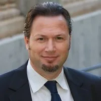 Sergio G.