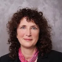 Lesley Stroll