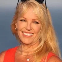 Lori Mills