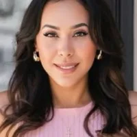 Mayra Hernandez