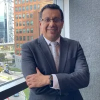 Mauricio T.