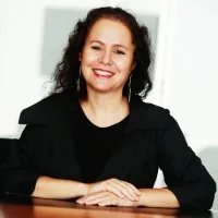 Luciana Berenstein Karp