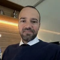 Aron Guimarães