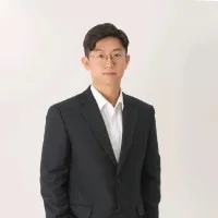Wookyung Lee