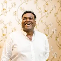Eeswaran Navaratnam