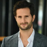 Alan B.
