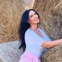 Stephanie Hampton