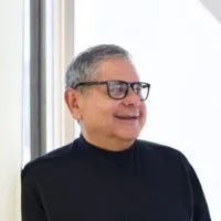 Alberto Yépez