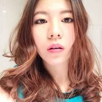 Renee He