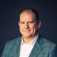 Stephen Kukucha