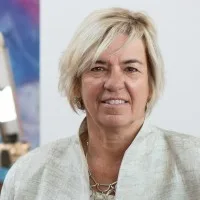 Julia Elvidge