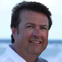Derek Footer